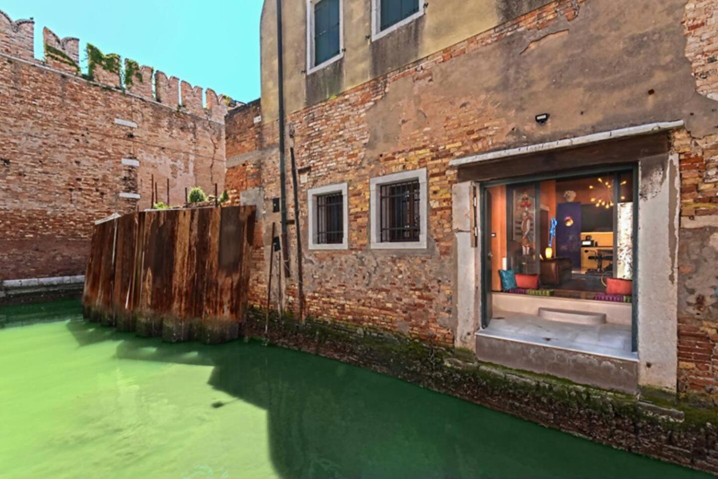 Caranieri Tenti Design House Venise